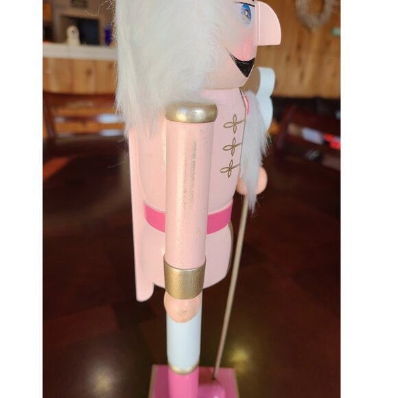 Christmas Nutcracker Soldier Wooden Statue Pink Holiday Decor Table Decoration - Picture 6 of 10